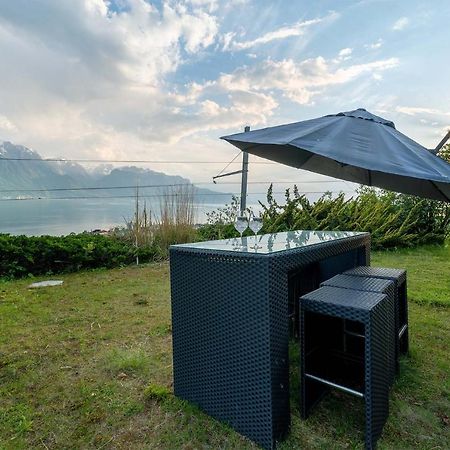Rooms In Splendid Apartment With Parking-Stunning Lake View Монтрё Экстерьер фото